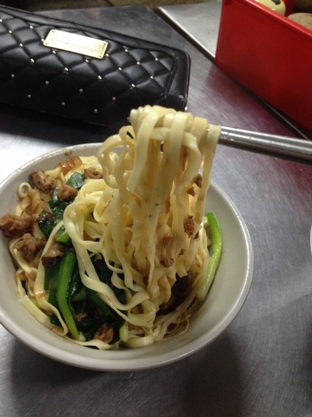 國珍魯肉麵-在地人的元氣早餐，魯肉麵+魷魚肉羹