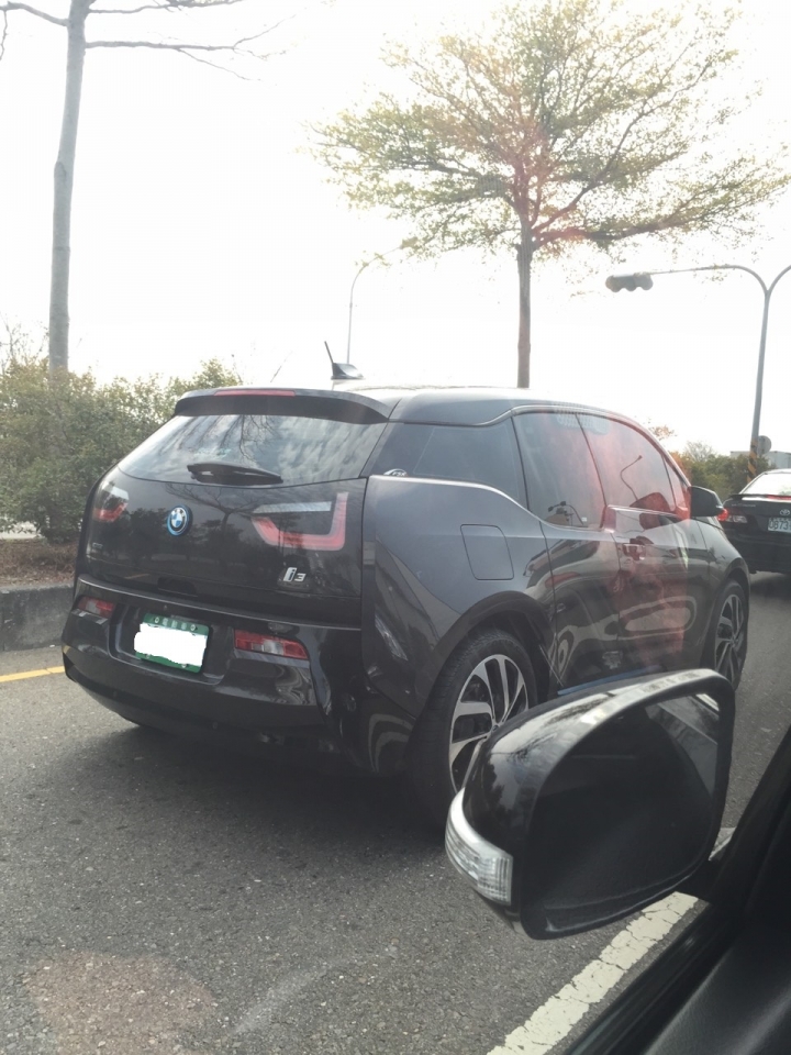 回家路上巧遇i3