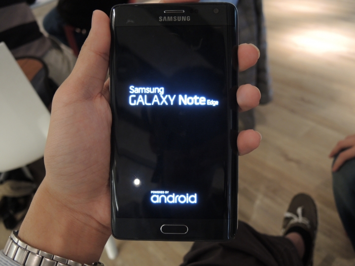 《彎出你的新世界》！2015/2/7 Samsung Galaxy Note Edge 網友體驗會