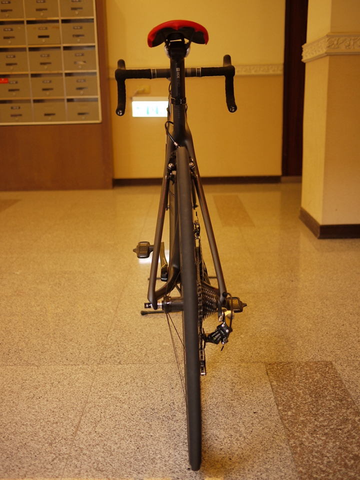 哥的輕量夢----- Trek Émonda SLR