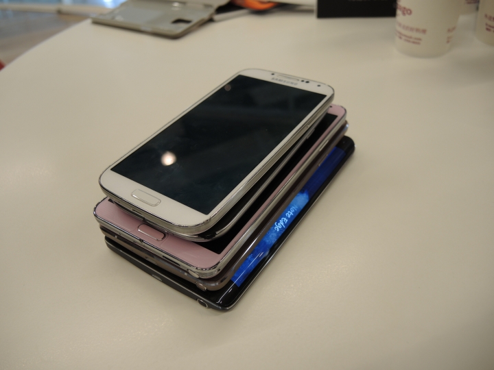 《彎出你的新世界》！2015/2/7 Samsung Galaxy Note Edge 網友體驗會