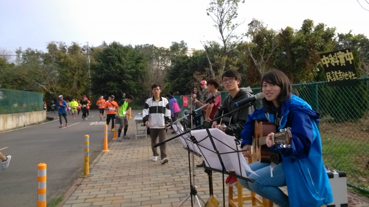 2015 跟飛機賽跑之感謝文