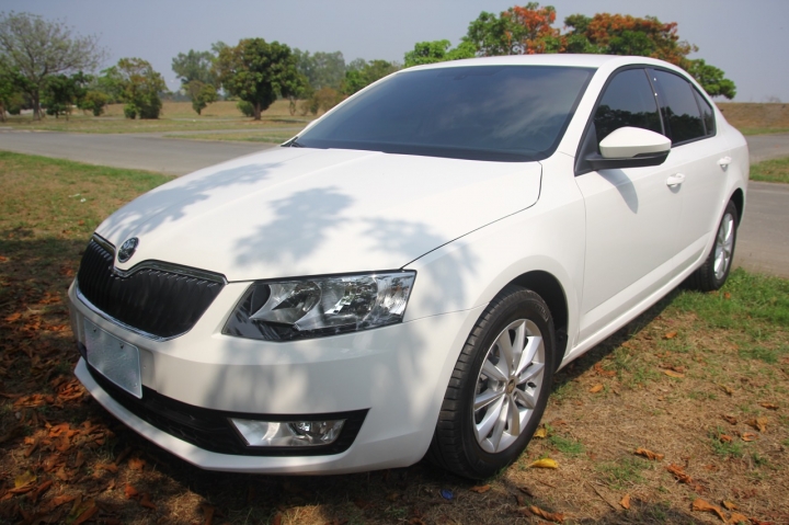 家庭好房車2015年式Octavia 1.6 TDI 開箱