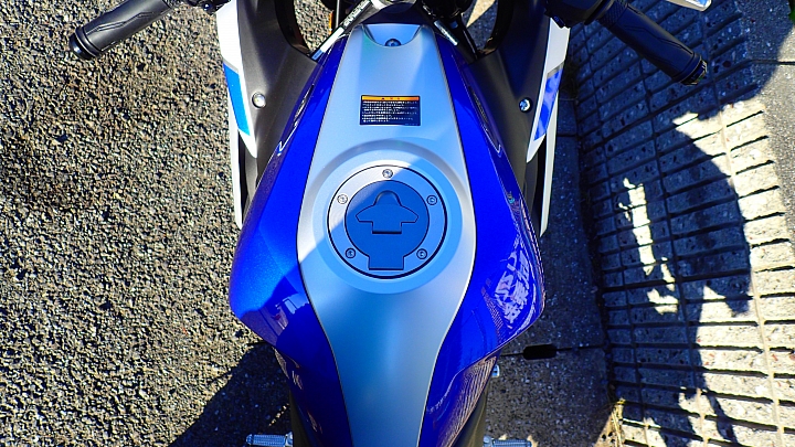 Yamaha YZF-R25  vs  Kawasaki NINJA 250  心得比較 R3   全日本壓馬路（株）