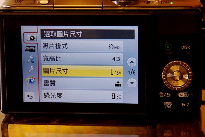 [分享] 遲來的開箱文，Panasonic GF6