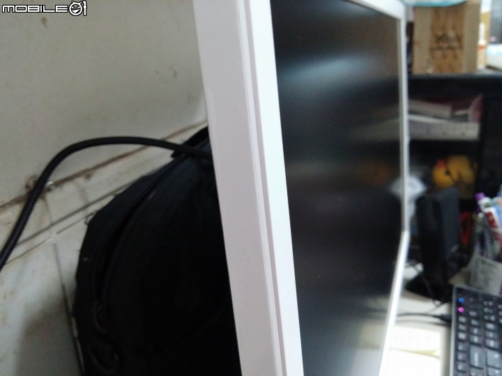[簡單開箱]AOC E2476VW6 24吋LED螢幕