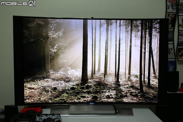 (多圖+影片)星春飛羊 Samsung 4K黃金曲面電視UHD TV CURVED 55HU9000開箱試用體驗文之我戀愛了