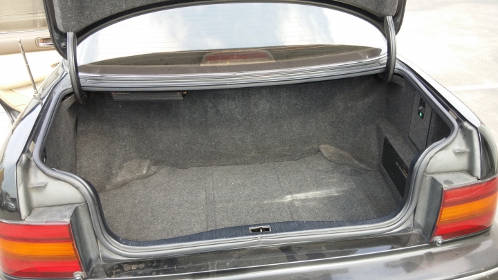 首次分享，1991年LEXUS LS400老車，請大家鞭小力點內！