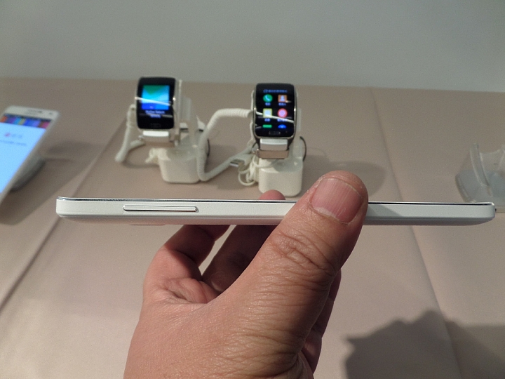 (體驗活動心得)  世界先曲、側動眼界、看得更多、玩得更爽 - Samsung GALAXY Note Edge 創世紀 - 領航先曲體驗會