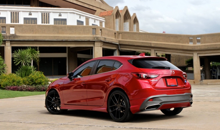 分享泰國all new mazda3的包