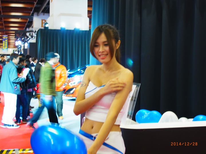 驚爆內幕~驚聲尖笑金髮美女安娜·法瑞絲意外流出關鍵影片