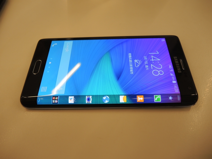 《彎出你的新世界》！2015/2/7 Samsung Galaxy Note Edge 網友體驗會