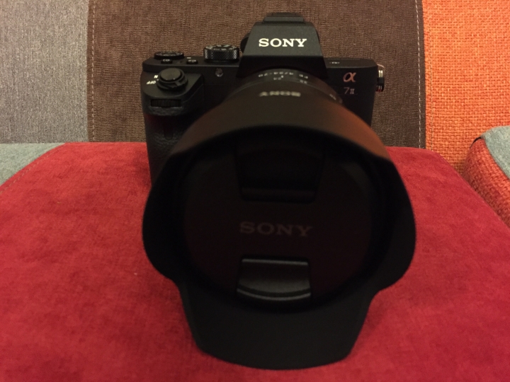 Sony A7II 非專業開箱初體驗-我的第一台全幅相機 (附FE 24-70z開箱)