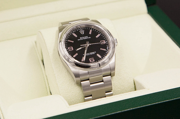 Rolex Oyster Perpetual 116000 黑底粉字面板 36mm 開箱