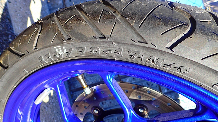 Yamaha YZF-R25  vs  Kawasaki NINJA 250  心得比較 R3   全日本壓馬路（株）