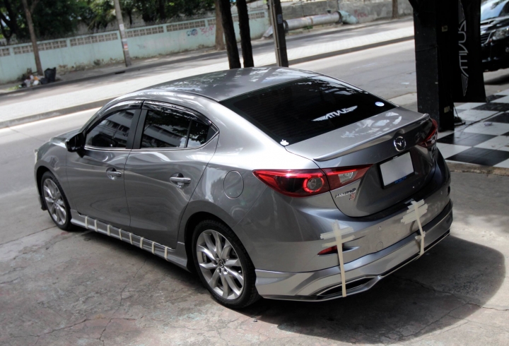 分享泰國all new mazda3的包