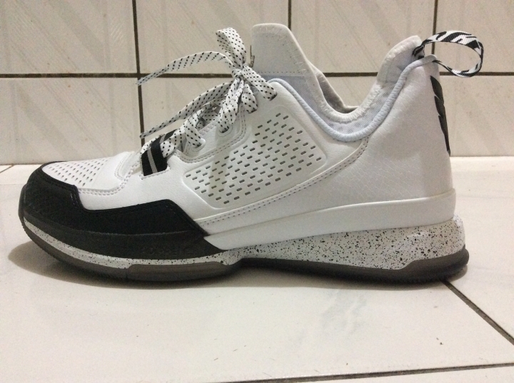 [開箱]ADIDAS D lillard 1 開箱