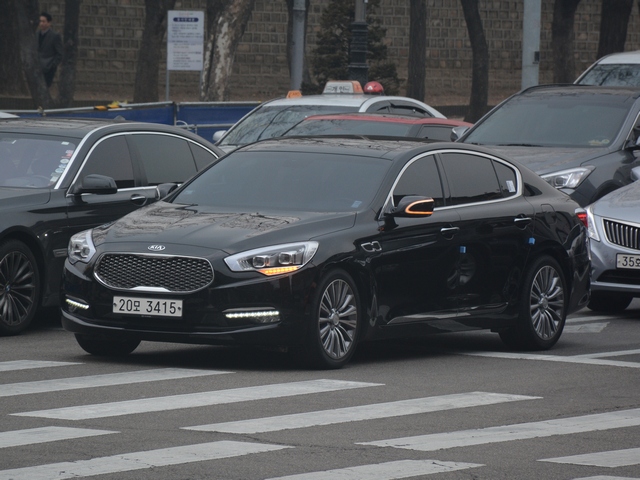 [分享]韓國當地拍到的KIA汽車