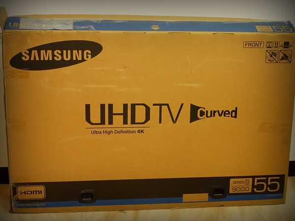有了【Samsung 黃金曲面電視】妝點居家生活成《影城》U9000