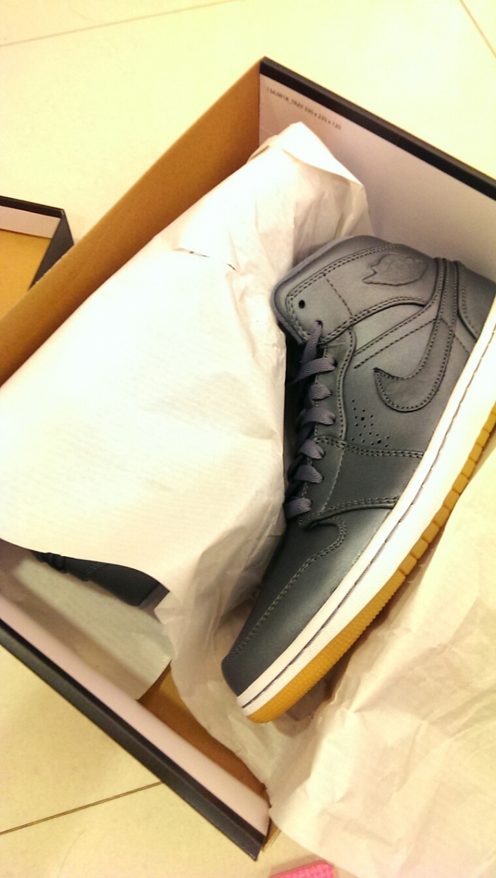 [開箱]JORDAN 1 MID NOUVEAU  金屬灰