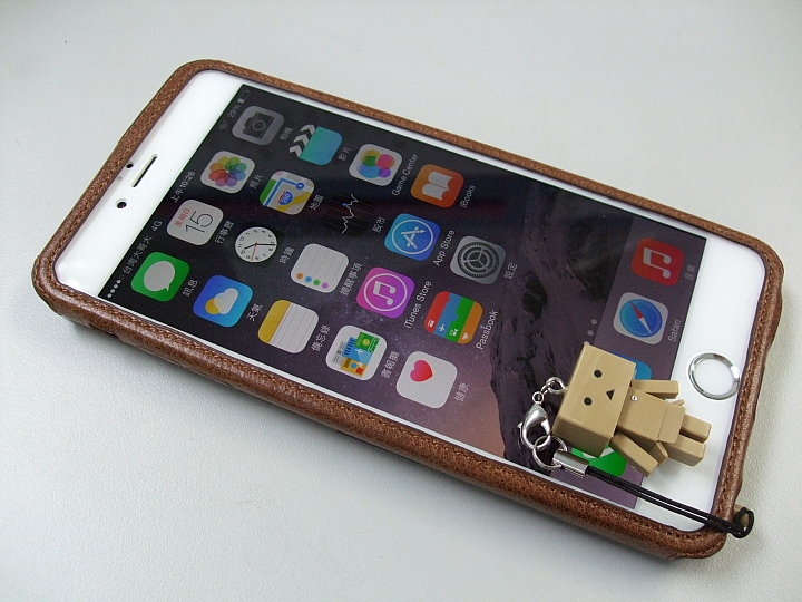 我的iPhone6 Plus皮質保護套+悠遊卡