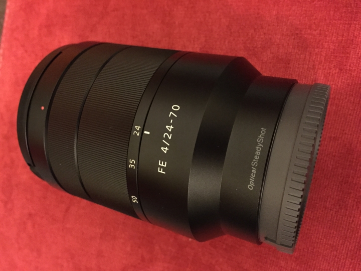Sony A7II 非專業開箱初體驗-我的第一台全幅相機 (附FE 24-70z開箱)