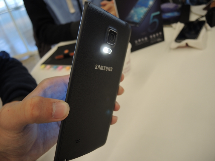 《彎出你的新世界》！2015/2/7 Samsung Galaxy Note Edge 網友體驗會