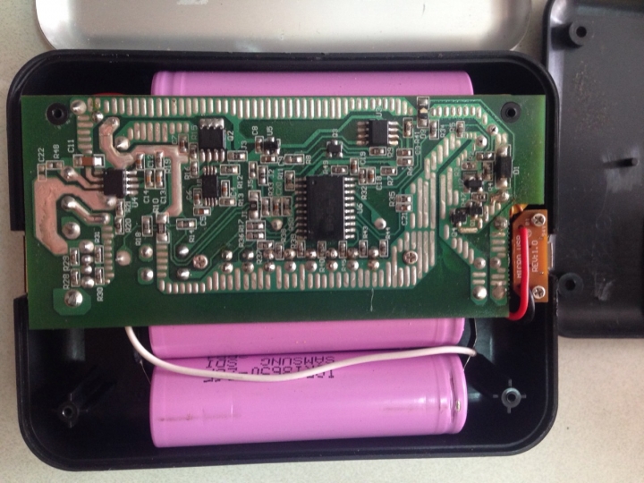 拆解 just mobile gum max10400mah 行動電源