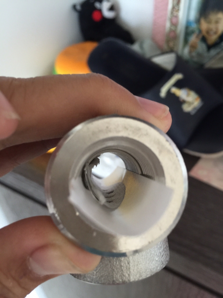 防止熱水器因堵塞造成熱水忽大忽小的小方法