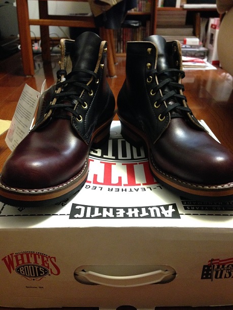 [開箱] 陰雨綿綿仍穿靴 White's Boots SEMIDRESS 勃根地/黑配色分享