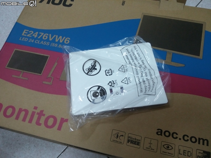 [簡單開箱]AOC E2476VW6 24吋LED螢幕