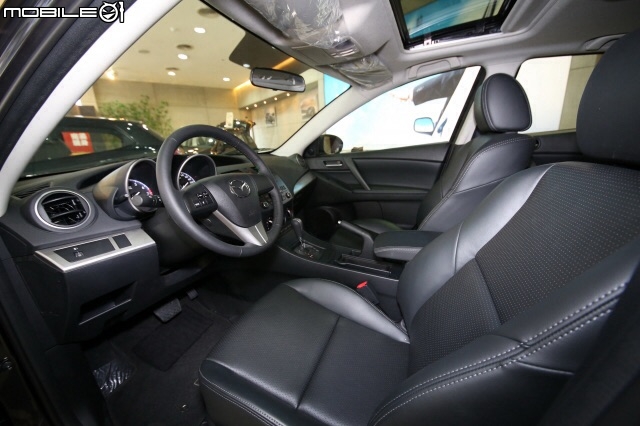 MAZDA3 二代目皮椅問題