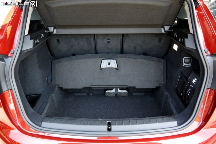 【開箱】BMW 2 Series Active Tourer 218d