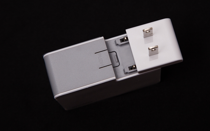 anidees 2 & 4 port USB 小巧好攜極速充電器，外出使用沒煩惱
