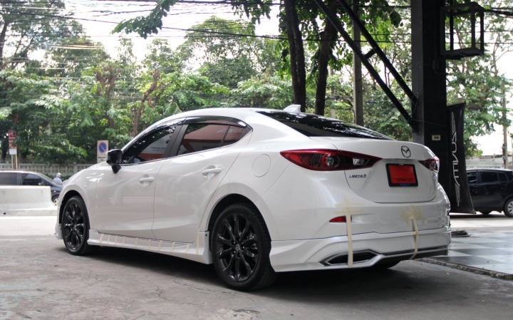 分享泰國all new mazda3的包