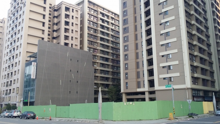 夢想市旁的空地是要蓋什麼呢?