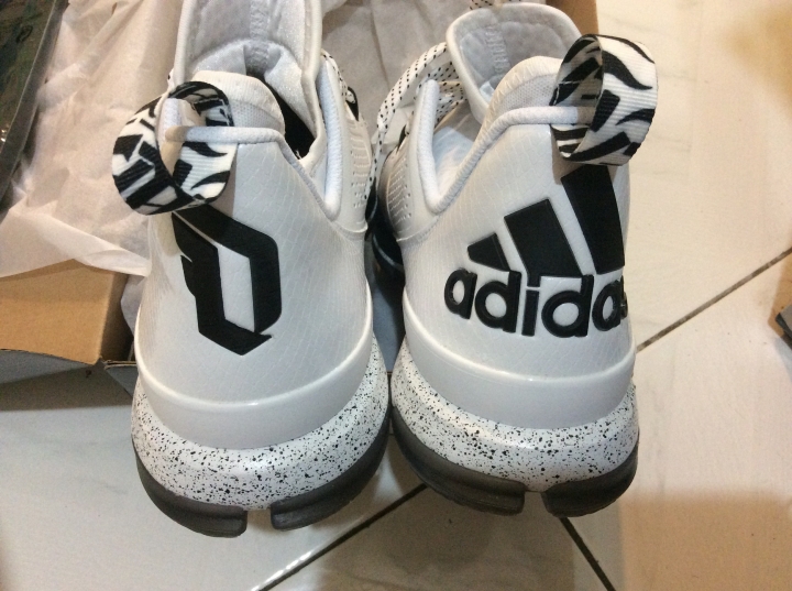 [開箱]ADIDAS D lillard 1 開箱
