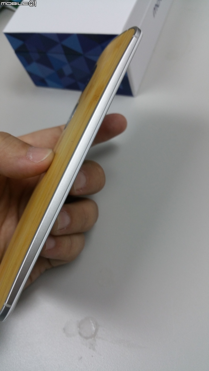 [開箱]MOTOROLA X +1 2ND 2代 竹質背蓋 32G XT1092 歐洲版~