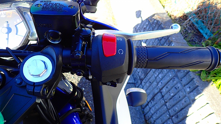 Yamaha YZF-R25  vs  Kawasaki NINJA 250  心得比較 R3   全日本壓馬路（株）
