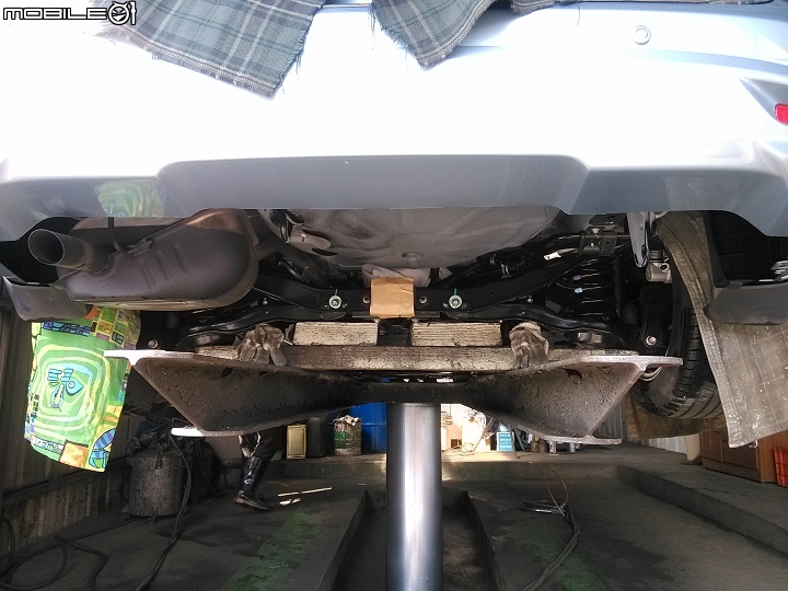 MAZDA5 底盤阻泥防鏽施工