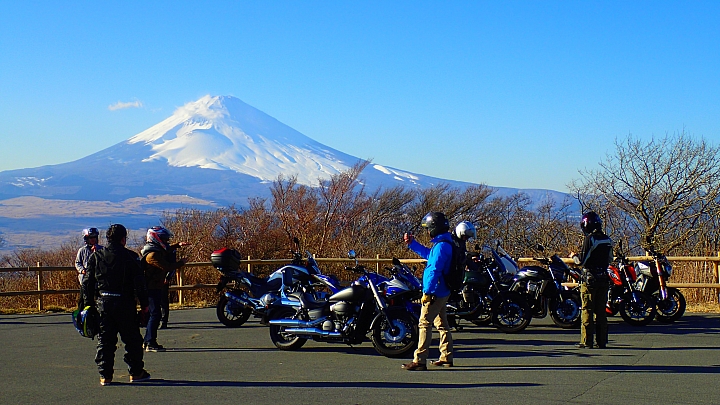 全日本壓馬路（株） 芦ノ湖 Skyline之旅