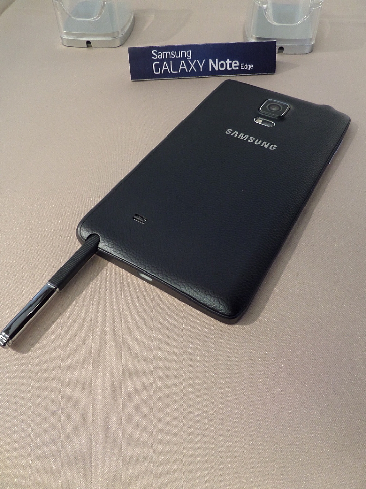 (體驗活動心得)  世界先曲、側動眼界、看得更多、玩得更爽 - Samsung GALAXY Note Edge 創世紀 - 領航先曲體驗會