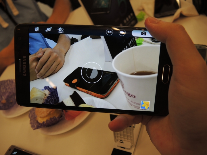 《彎出你的新世界》！2015/2/7 Samsung Galaxy Note Edge 網友體驗會