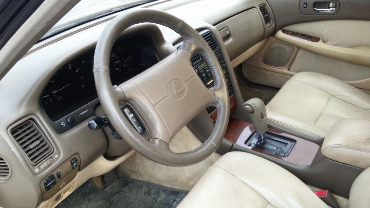 首次分享，1991年LEXUS LS400老車，請大家鞭小力點內！