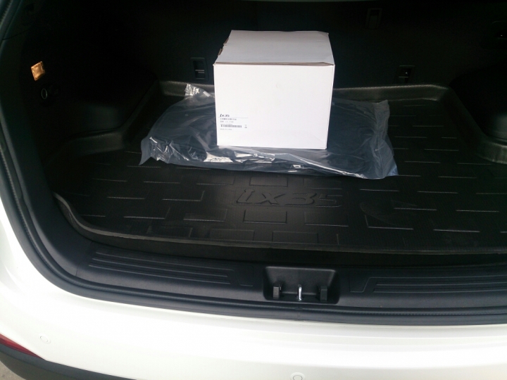 期待已久的ix-35交車了！來個開箱文吧