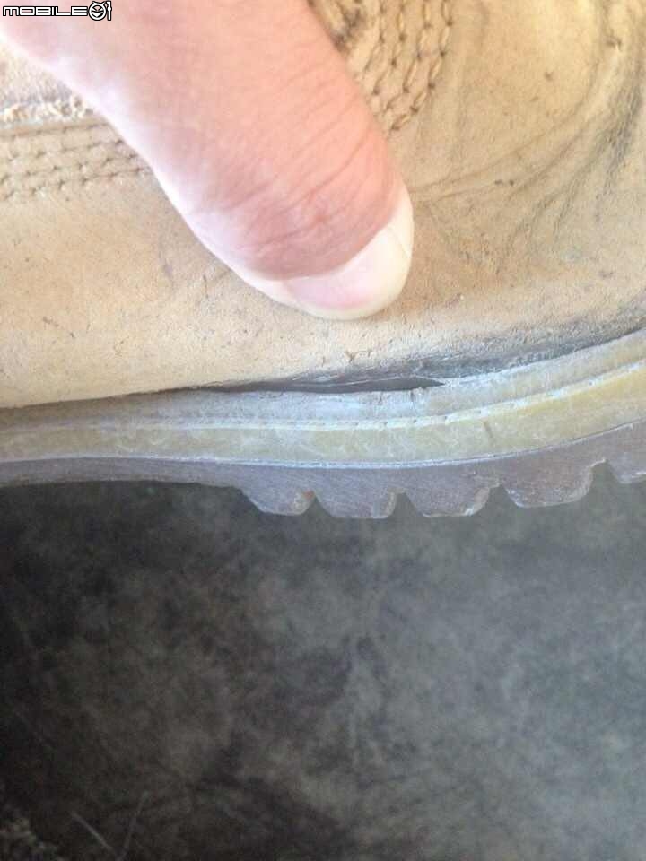 [抱怨] TIMBERLAND的靴品質好像沒想像中的好....