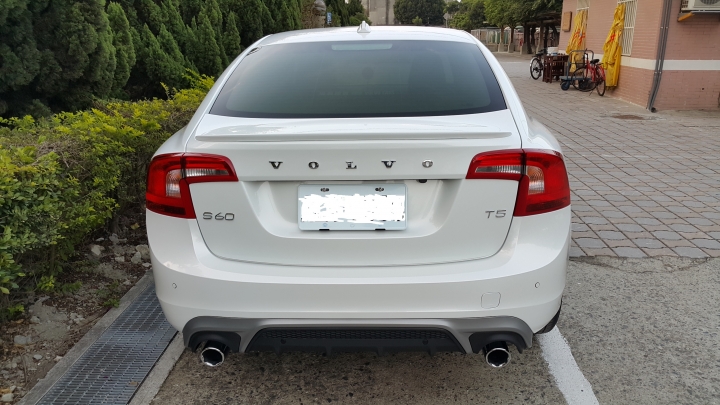 2015volvo s60 T5 R