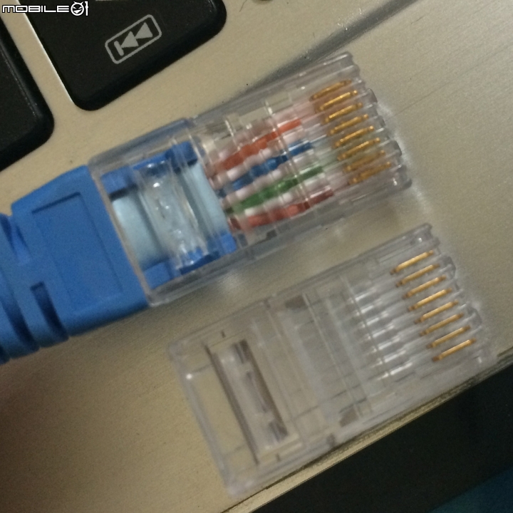 新舊AMP RJ45接頭差異