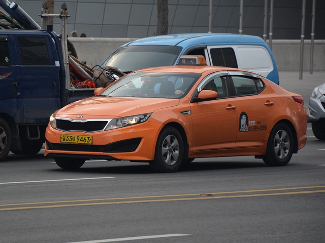 [分享]韓國當地拍到的KIA汽車