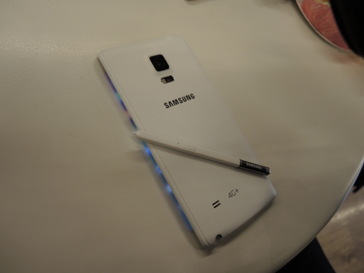 《彎出你的新世界》！2015/2/7 Samsung Galaxy Note Edge 網友體驗會